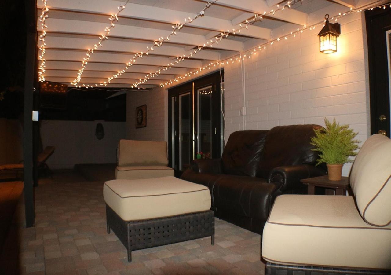Holiday home Escape With Heated Pool, Billiards & Firepit Fun *
